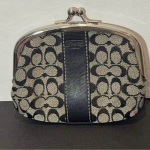 Vintage Coach Kiss Lock Coin Purse